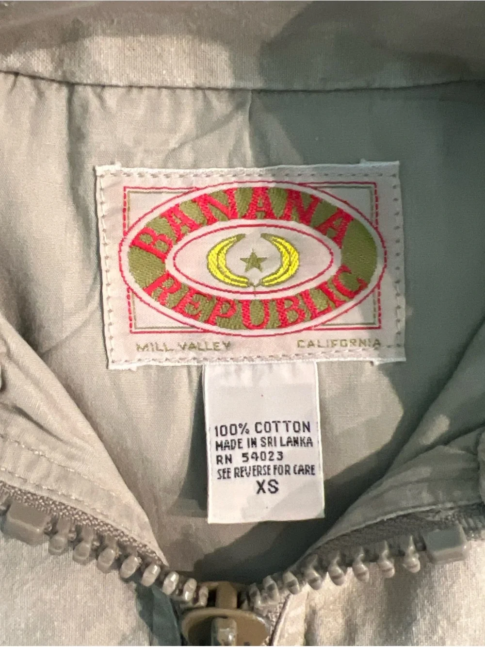 Vintage Banana Republic Fishing Vest Pockets Safari Travel Size XS Beige hunting
